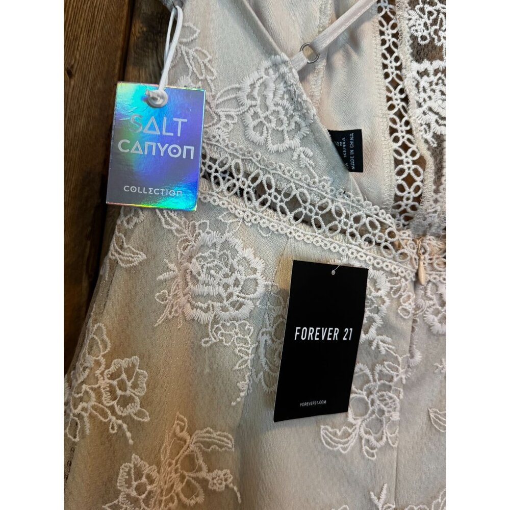NWT Forever 21 nude Lace Dress M Salt Canyon formal boho short open front - Picture 3 of 6